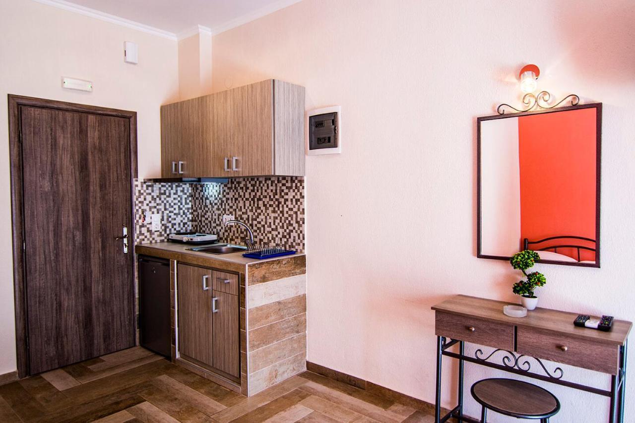 Christodoulos Eleftheria House Неа-Врасна Экстерьер фото